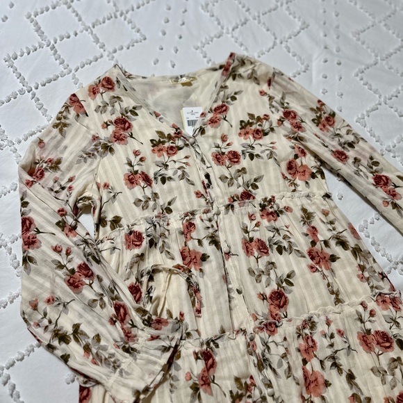 Studio West Cream and Pink Floral Long Sleeve Dress - Picture 2 of 3